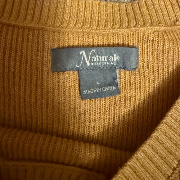 Women’s Natural Reflections Large Top - Picture 2 of 3